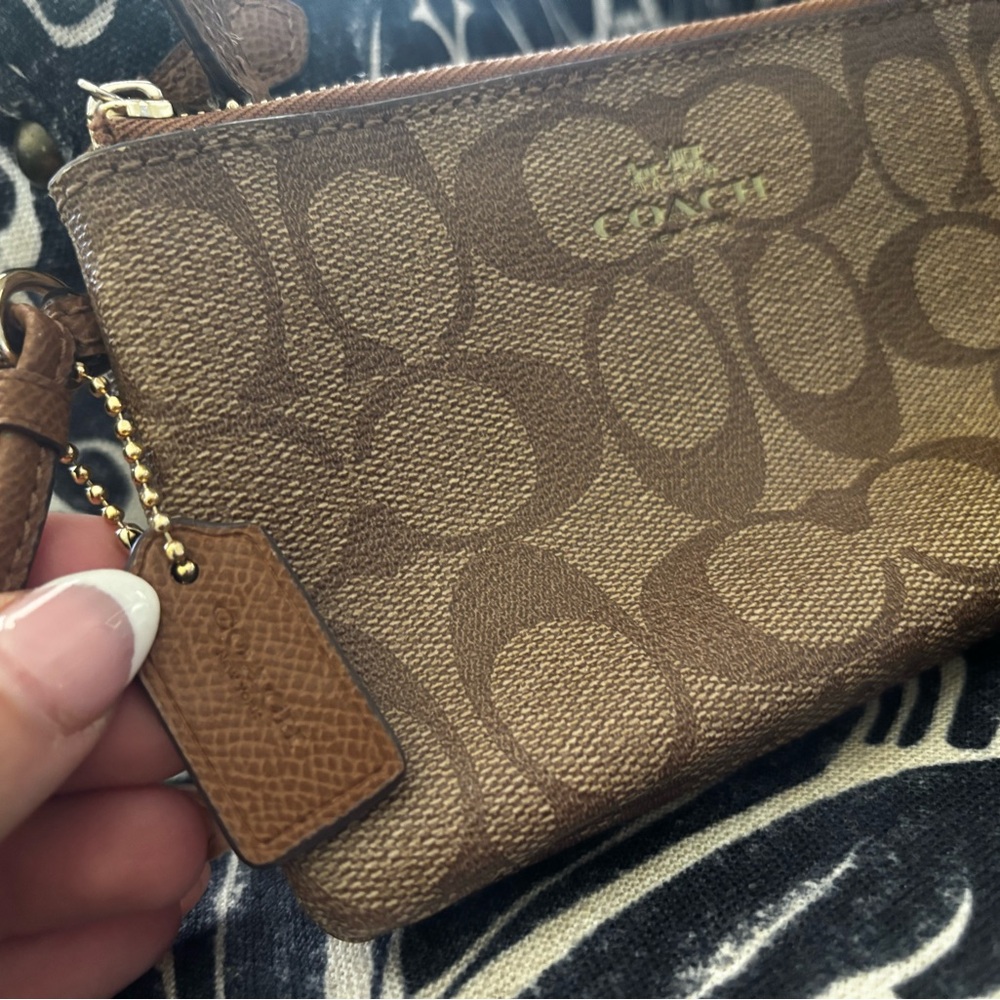 Coach Signature Brown Pouch